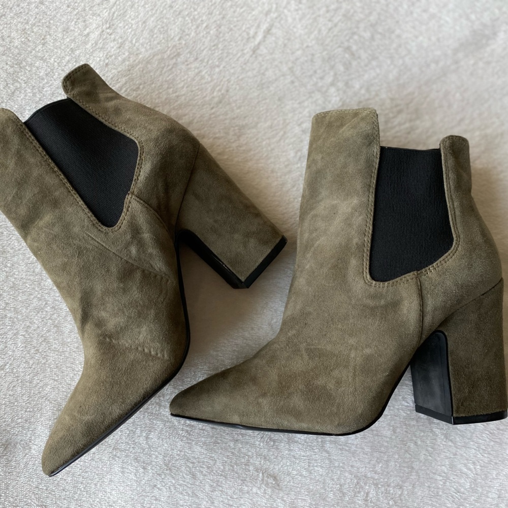 Chinese Laundry Kristin Cavallari womens Starlight Ankle Bootie Olive Suede sz 6 - Picture 6 of 14